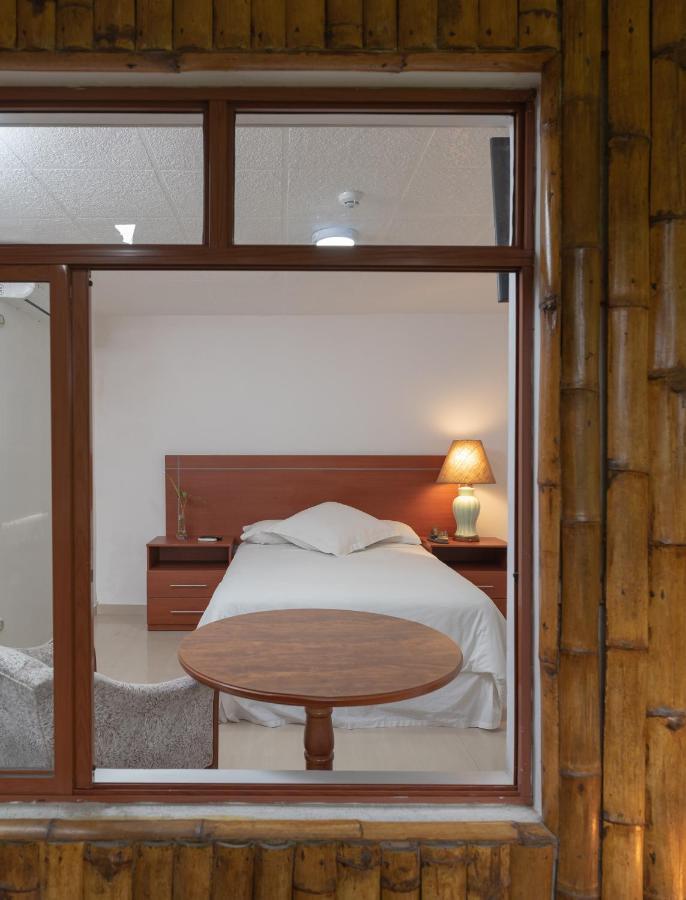 Hotel Zaracay 산토 도밍고 데 로스 콜로라도스 외부 사진