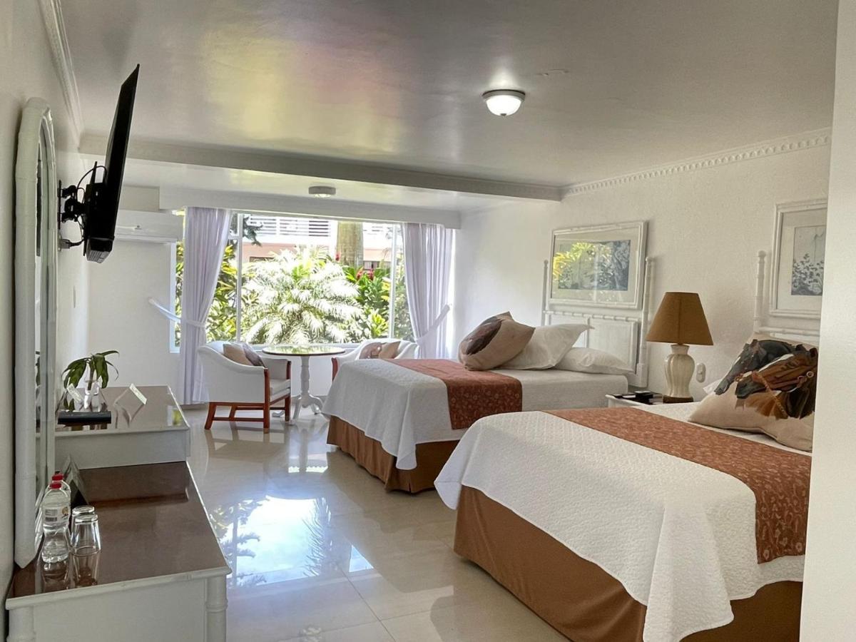 Hotel Zaracay 산토 도밍고 데 로스 콜로라도스 외부 사진